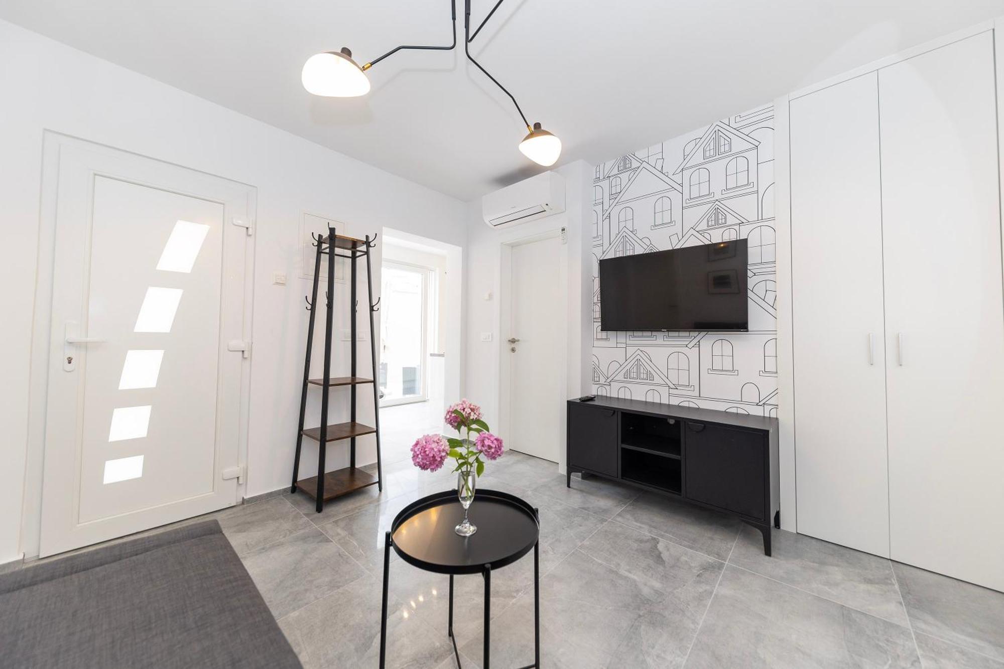 Find Your Haven In Morena Celeste Seaside Puntamika Apartments! Задар Екстериор снимка