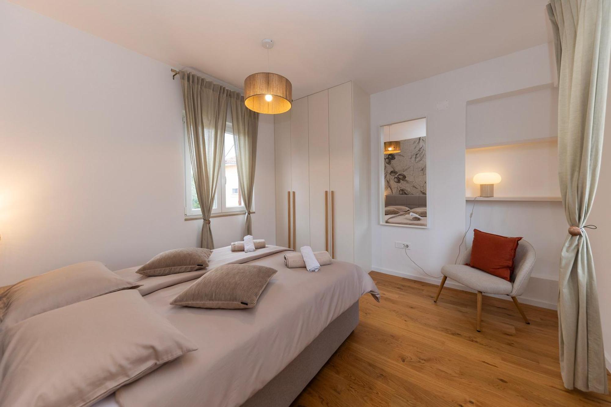 Find Your Haven In Morena Celeste Seaside Puntamika Apartments! Задар Екстериор снимка