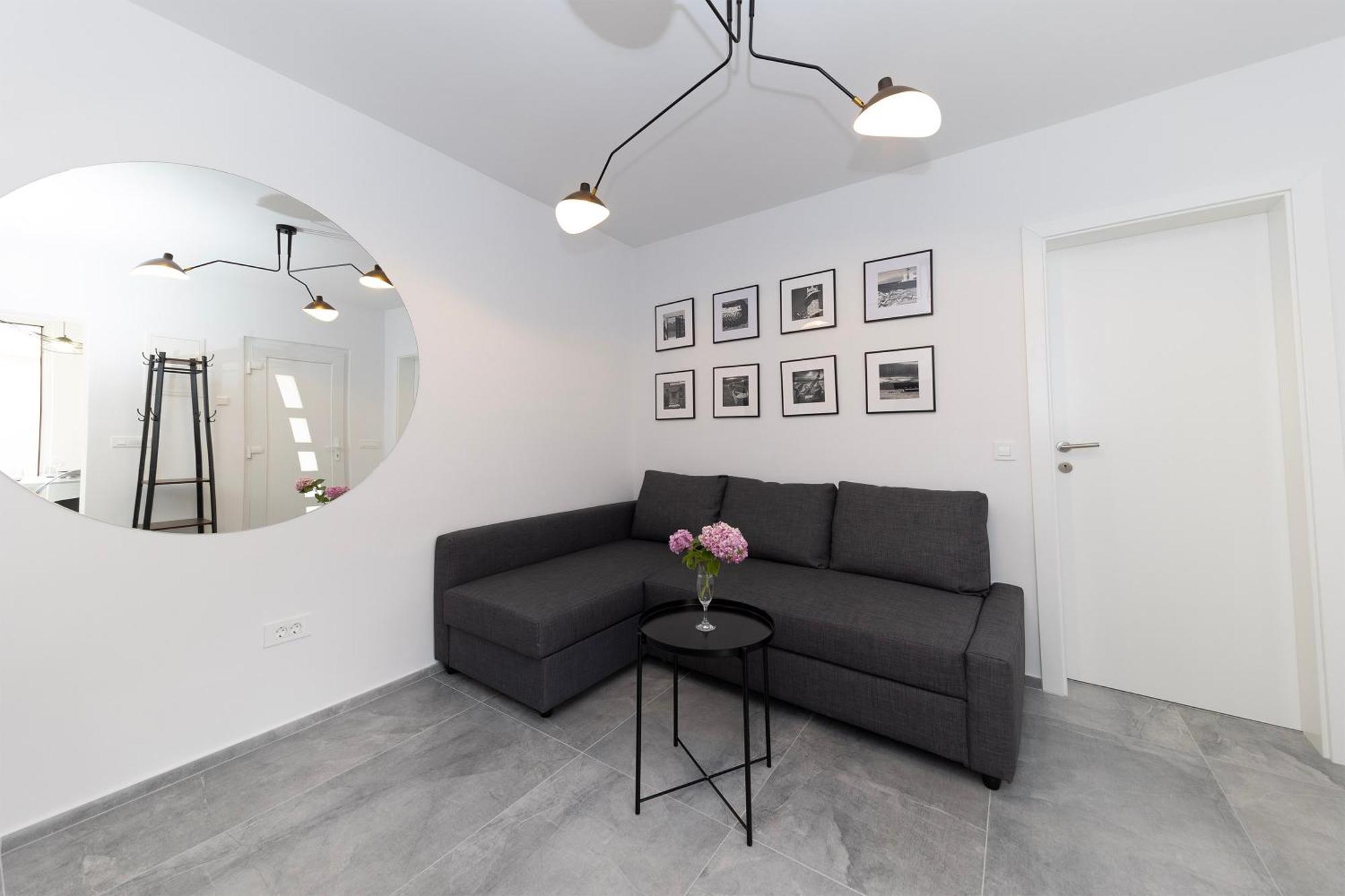 Find Your Haven In Morena Celeste Seaside Puntamika Apartments! Задар Екстериор снимка