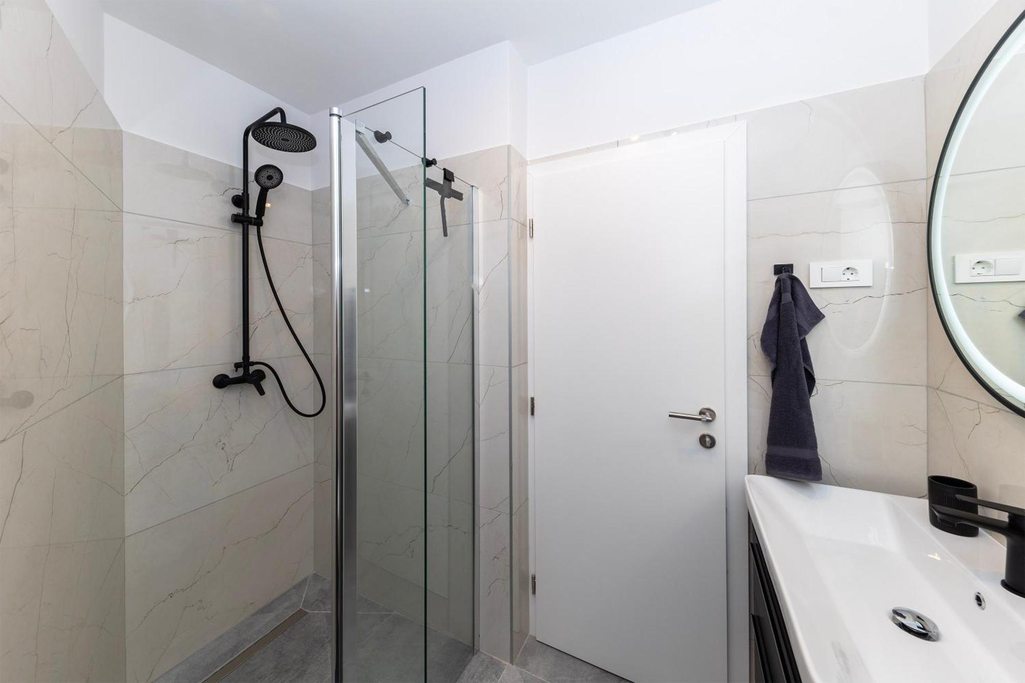 Find Your Haven In Morena Celeste Seaside Puntamika Apartments! Задар Екстериор снимка