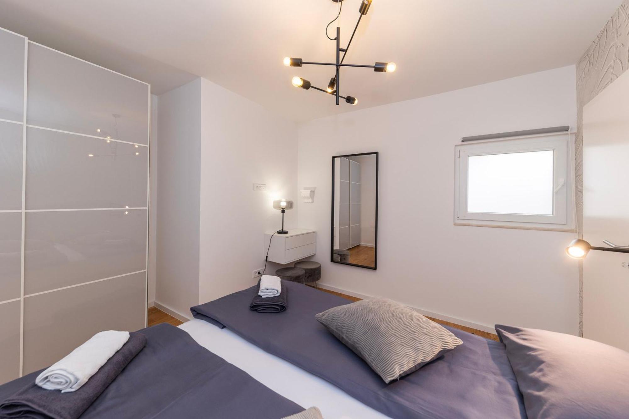Find Your Haven In Morena Celeste Seaside Puntamika Apartments! Задар Екстериор снимка